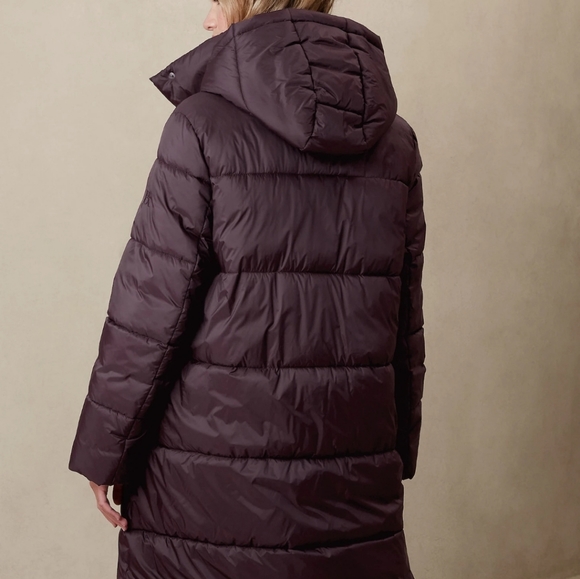 Banana Republic Hooded Puffy Coat - Picture 2 of 5